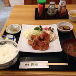 食堂 松月 - マダカ竜田揚定食 ９５０円
      ２０１５年４月２日訪問