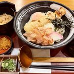 杵屋 - 料理写真:冷やしちくわ天温玉うどん・定食