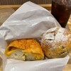 IENA - チーズフランス1/2 税別265円
イチジク 税別440円
アイスコーヒー 税別410円