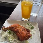カレーハウス - タンドリーチキンとマンゴージュース