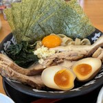 辻田家 - 料理写真:にんにく昆布水つけ麺に贅沢全部のせ