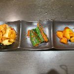 炭火焼肉 やまもと - キムチ盛り合わせ（750円）