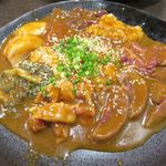 炭火焼肉 やまもと - ホルモン盛り合わせ（1,830円）