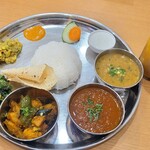ネパールキッチン - ネパールカナセット(チキンカレー)¥1300