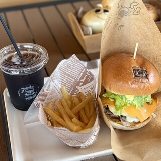 Hasami Kitchen_0
