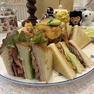 スリーチムニーズ_1