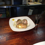 カプリ - 豚足のオリーブオイル焼き