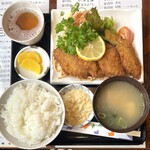 喫茶　ニューベニス - 料理写真:魚フライ定食