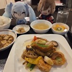 中国料理 香蘭 - ランチセット エビとホタテと鮭の豆鼓炒め￥1300
ご飯大盛り

ーーーー