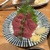 とさか - 馬刺しの赤身で栄養補給