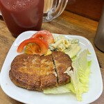 立呑 - マルシンハンバーグたしか400円か450円だったような