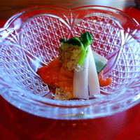 京 翠嵐 - 先付け　季節の貝と山菜　粒マスタードのジュレ
                様々な食感と苦みのコントラスト