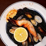 魚介のイカ墨リゾット