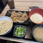 吉野家 - 