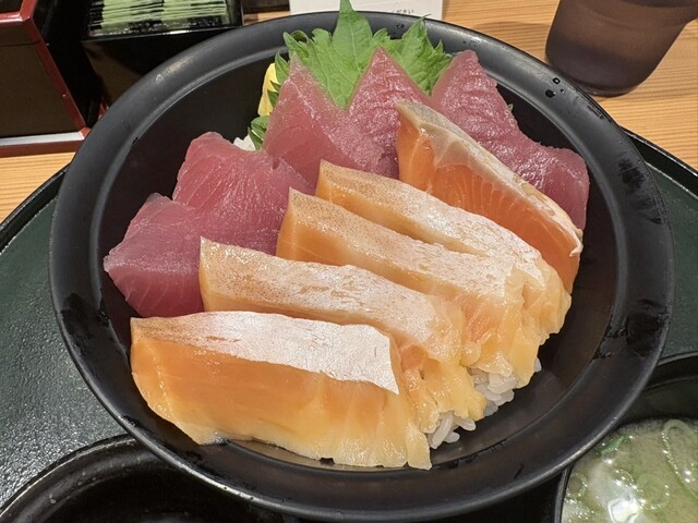 まぐろ屋ゑびす 伊丹空港店 （【旧店名】まぐろのエン時） - 大阪空港