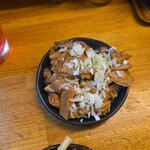 もつ焼き いとや - 牛もつ煮込み