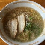 すがたラーメン - 塩ラーメン　￥600