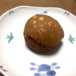 和泉屋 - 家康プロジェクト
      宝冠どーなつ