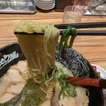 ずんどう屋 - 細麺を選んでます　好きなんです