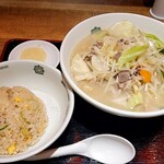 日高屋 - 料理写真:タンメン半チャーハンセット+ニンニク