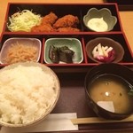 まごころ料理とお酒 あじみ - カキフライ定食