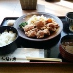薩州濱田屋伝兵衛 - 唐揚げ定食