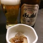 いろはにほへと - 瓶ビール（スーパードライ中瓶）（580円）とお通し（350円）