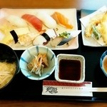 Sushi Izakaya Tenryuu - ★すしランチ