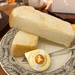 ステーキハウス 幌馬車 - 高級食パン専門店 よう治の食パンのトースト