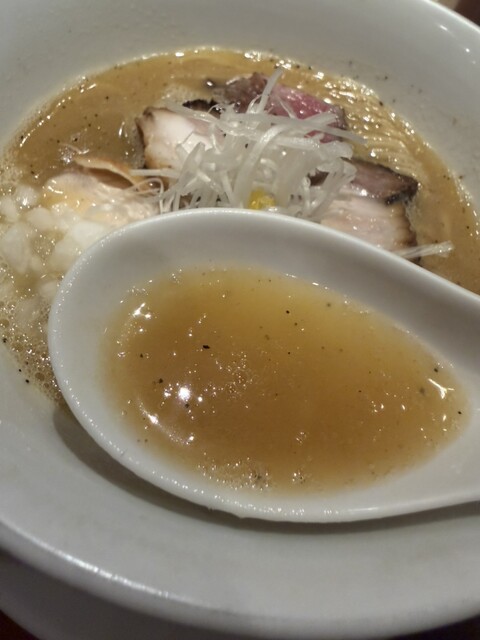 麦と麺助 - 中津（大阪メトロ）/ラーメン | 食べログ