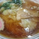 ラッキー飯店 - ワンタンメン