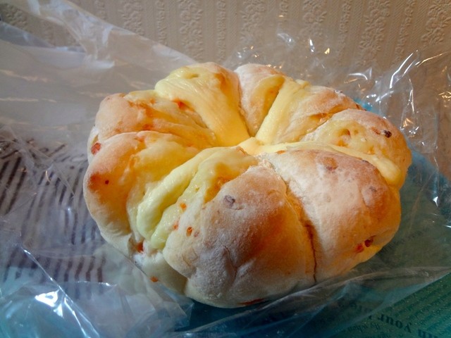 モンペリエ ヨークベニマル コスモス通り店 &ndash; 郡山市の人気ベーカリー