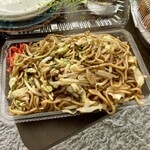 珍来 - 料理写真:出来たて、熱々ソース焼きそば♪