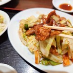 中華料理　燕京 - 2026年６月　回鍋肉持ち上げ