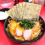 ラーメン家 がんくろ - 料理写真: