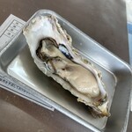 高栄水産 - 焼き牡蠣
350円