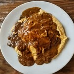 cuccie cafe la Bonte - 料理写真:オムライス、カレーソースで！