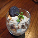 チョコレート＆カクテルバー セプティグラス - バナナとオレオクッキーとバニラアイスのスムージー