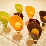 ル・シズィエム・サンス・ドゥ・オエノン レストラン - 小菓子。