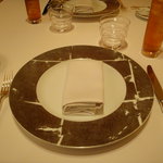 ル・シズィエム・サンス・ドゥ・オエノン レストラン - 