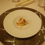 ル・シズィエム・サンス・ドゥ・オエノン レストラン - アナゴのフリット　タケノコとホタテ　レモンビネガーとトマトの香り(正式名称は不明)。