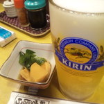 ずぼら - 2010/04生ビールとお通しの若竹煮