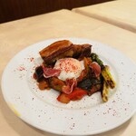 パリのワイン食堂 - 