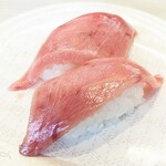 はま寿司 - 料理写真:みなみまぐろ大とろ 110円×2