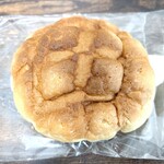 パン工場 - ふんわりバニラめろんぱん