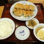 ぎょうざの満洲 - 料理写真:ダブル餃子定食