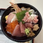松島さかな市場 - 海鮮ちらし丼