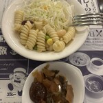 横須賀海軍カレー本舗 - 
