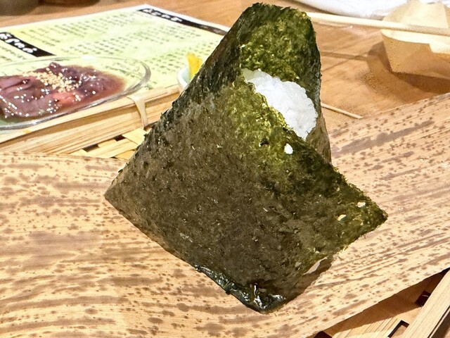 Onigiri Onibee - Nakasu Kawabata/Onigiri (Rice ball) | Tabelog