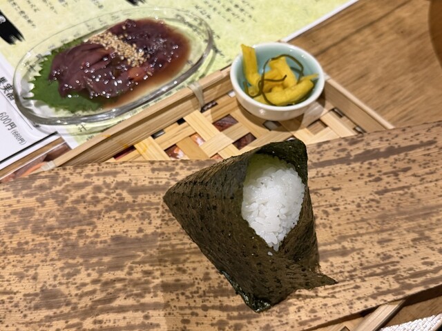 Onigiri Onibee - Nakasu Kawabata/Onigiri (Rice ball) | Tabelog